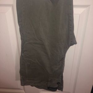 Men’s American Eagle Chinos 32x34